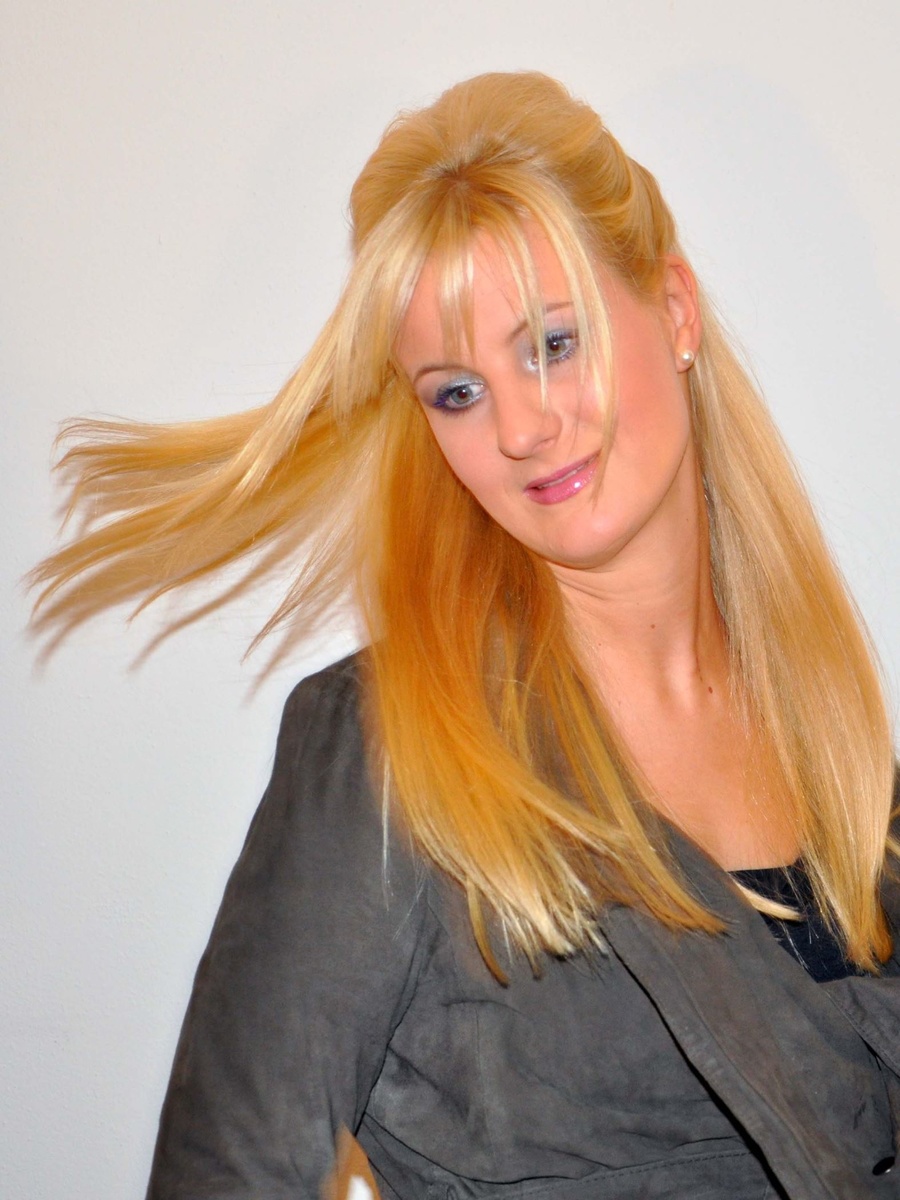 Haarverlängerung von Hair Color's Barbara Reiter
